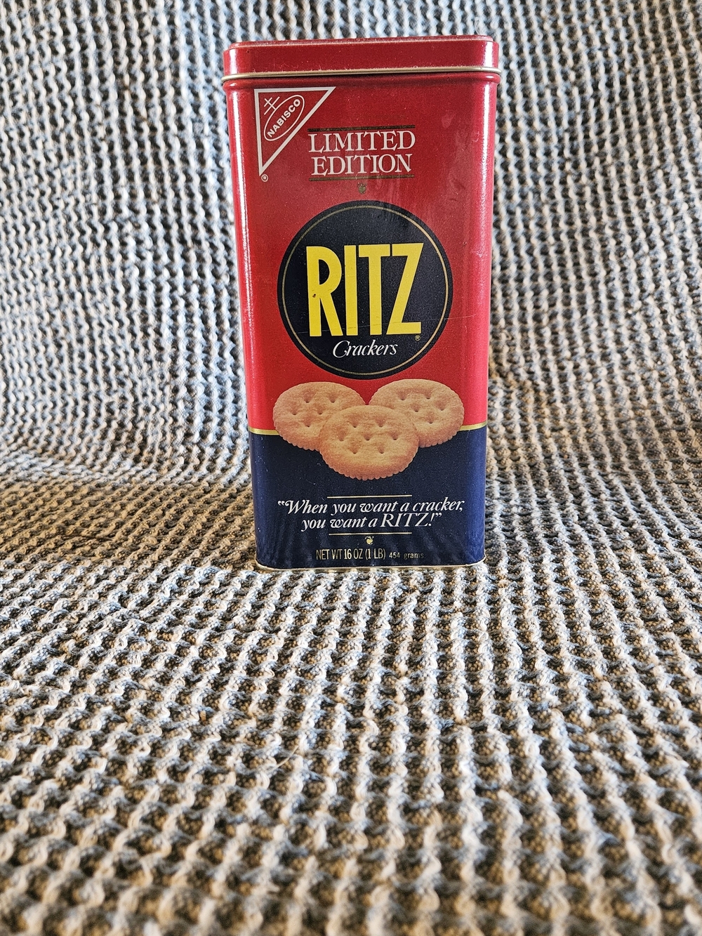 Ritz Limited Edition Red Tin - Crackers